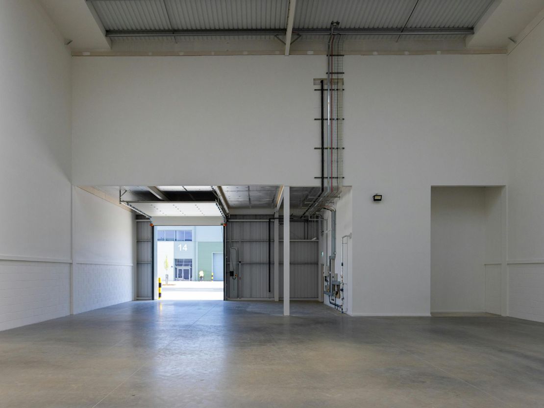 Unit 10 T45, Aire Valley Road, Leeds, LS9 0AA