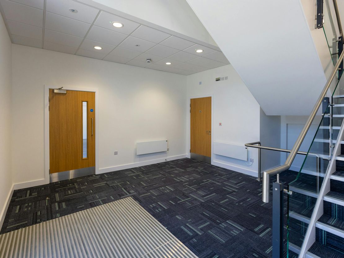 Unit 7 T45, Aire Valley Road, Leeds, LS9 0AA