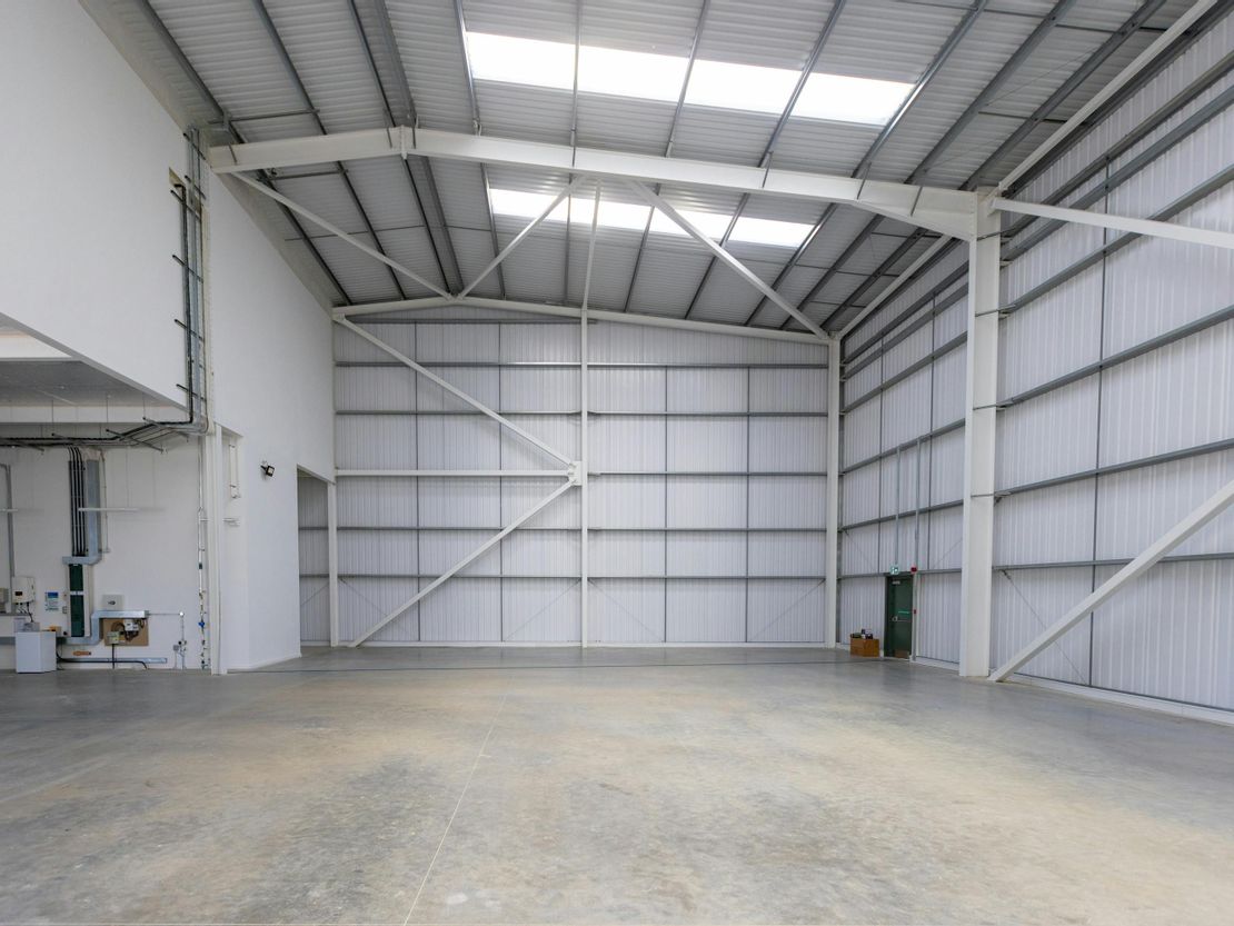 Unit 12 T45, Aire Valley Road, Leeds, LS9 0AA