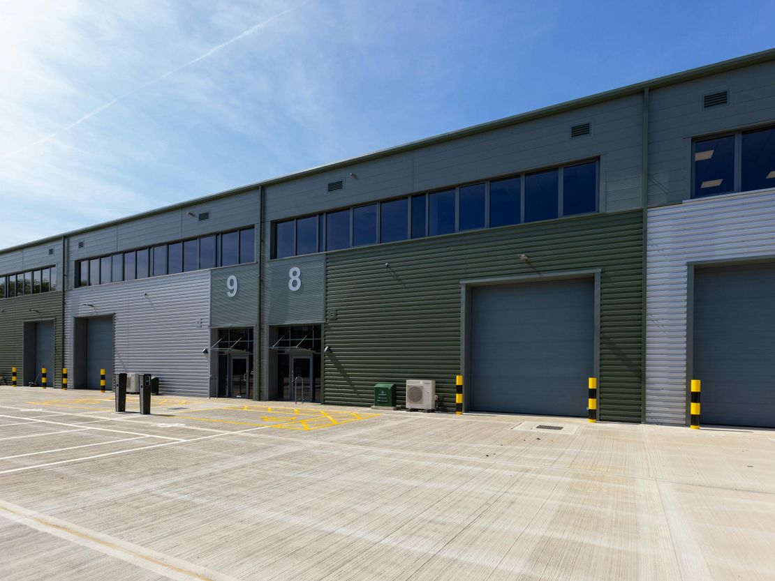 Unit 8 T45, Aire Valley Road, Leeds, LS9 0AA