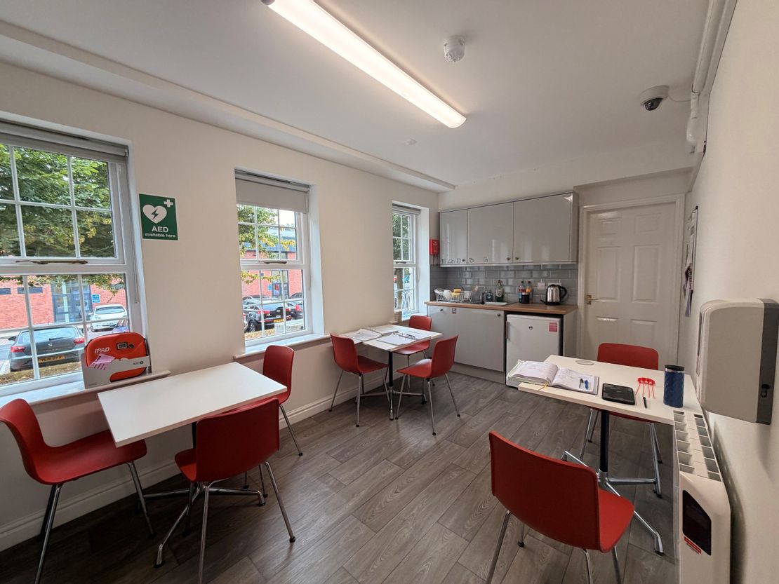 15 Hornbeam Square South, Harrogate, North Yorkshire, HG2 8NB