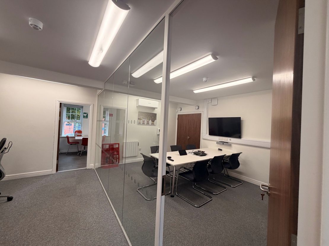 15 Hornbeam Square South, Harrogate, North Yorkshire, HG2 8NB