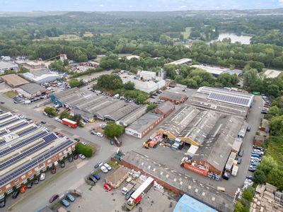 Property Image for Lakeside House, Redditch B98 8JY