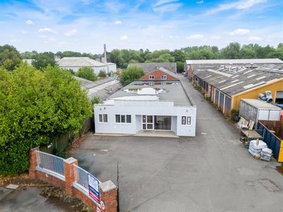 Property Image for Lakeside House, Redditch B98 8JY