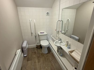 Property Image for 1 Holt Barns, Frith End, Bordon, GU35 0QW