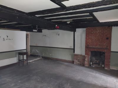Property Image for The Royal Oak, 5 High Street, Charing, Ashford, Kent, TN27 0HU