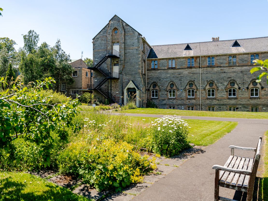 Gillis Centre, 100, Strathearn Road, Edinburgh, EH9 1BB