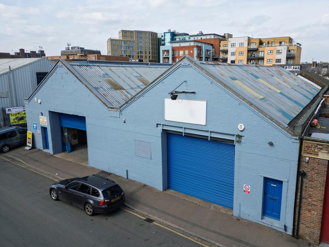 Holly Street Trading Estate, Latimer Road, Luton, LU1 3XG