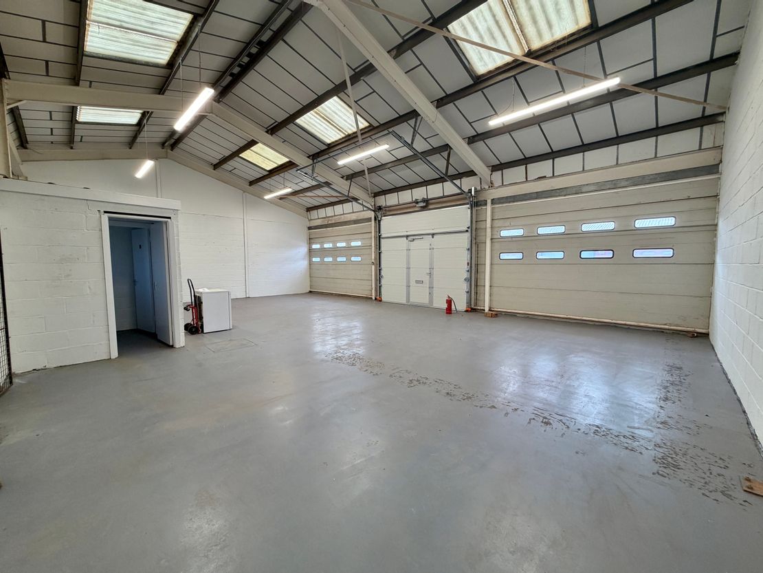 Unit 1, Acacia Close, Cherrycourt Way, Leighton Buzzard, LU7 4QE