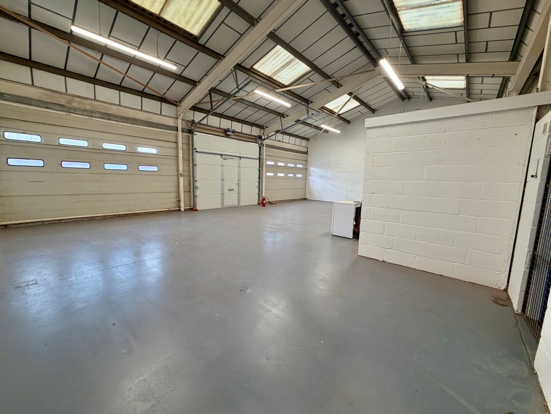 Unit 1, Acacia Close, Cherrycourt Way, Leighton Buzzard, LU7 4QE