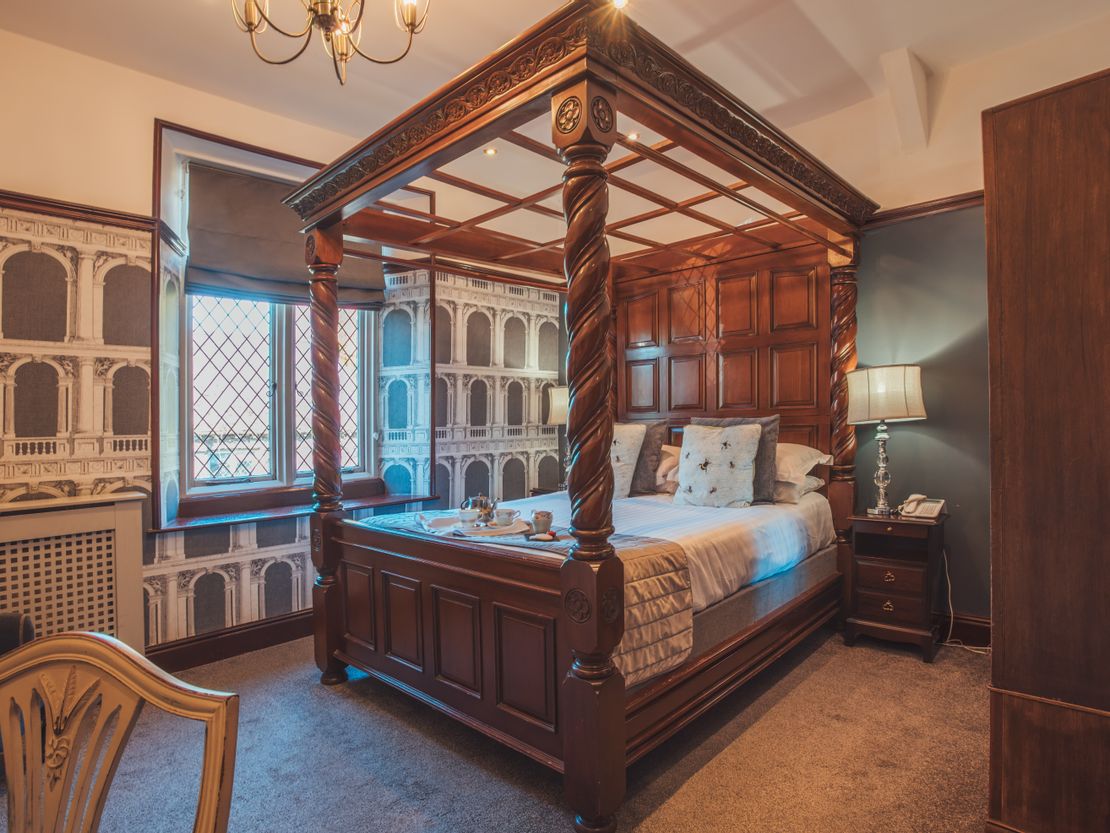 Broadoaks Country House Hotel, Bridge Lane, Troutbeck, Windemere, LA23 1LA