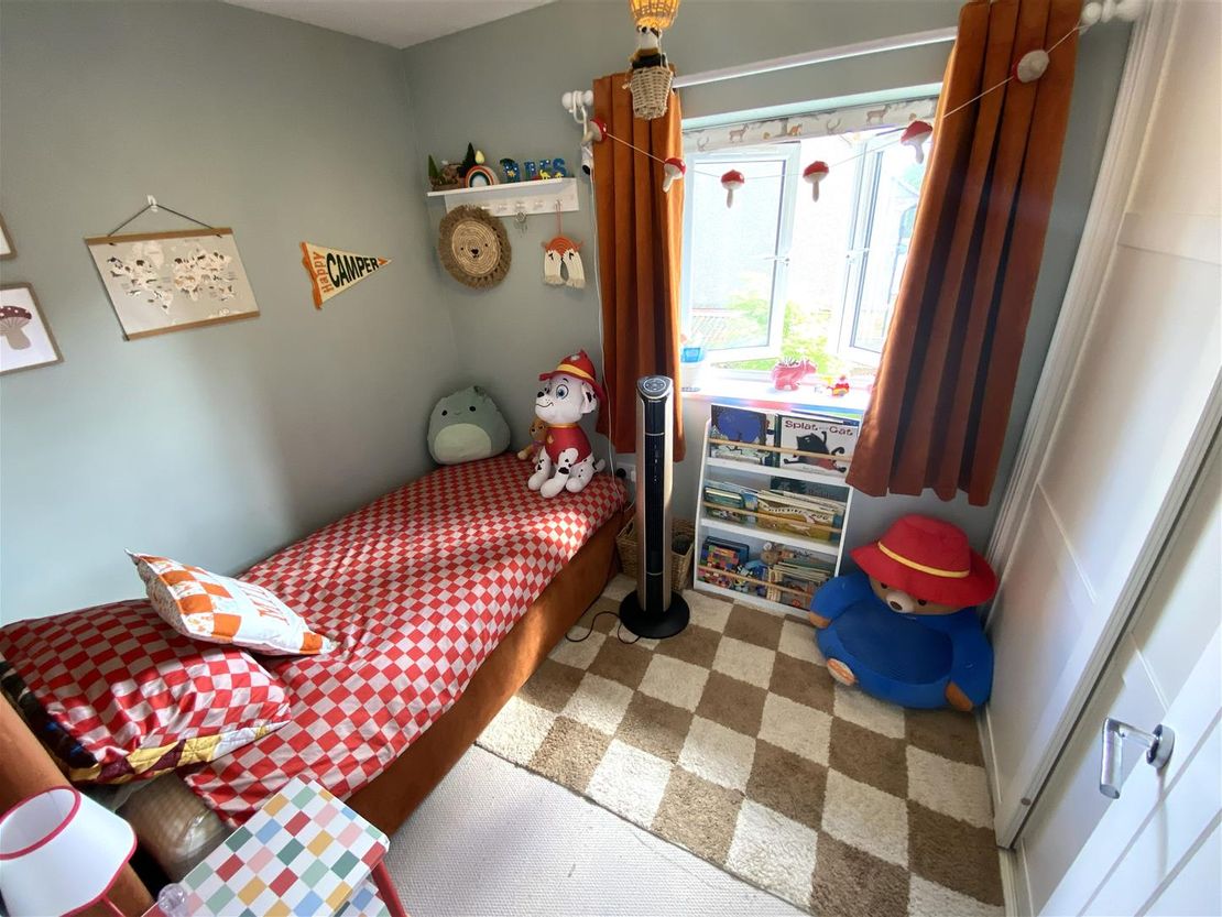 Beansland Grove, Romford