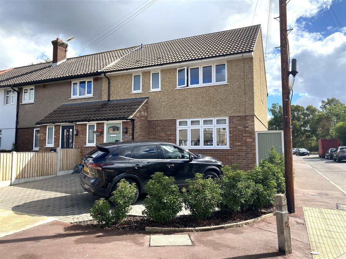 Beansland Grove, Romford