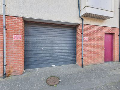 Property Image for 24F Peebles Street, Ayr, South Ayrshire, KA8 8DS