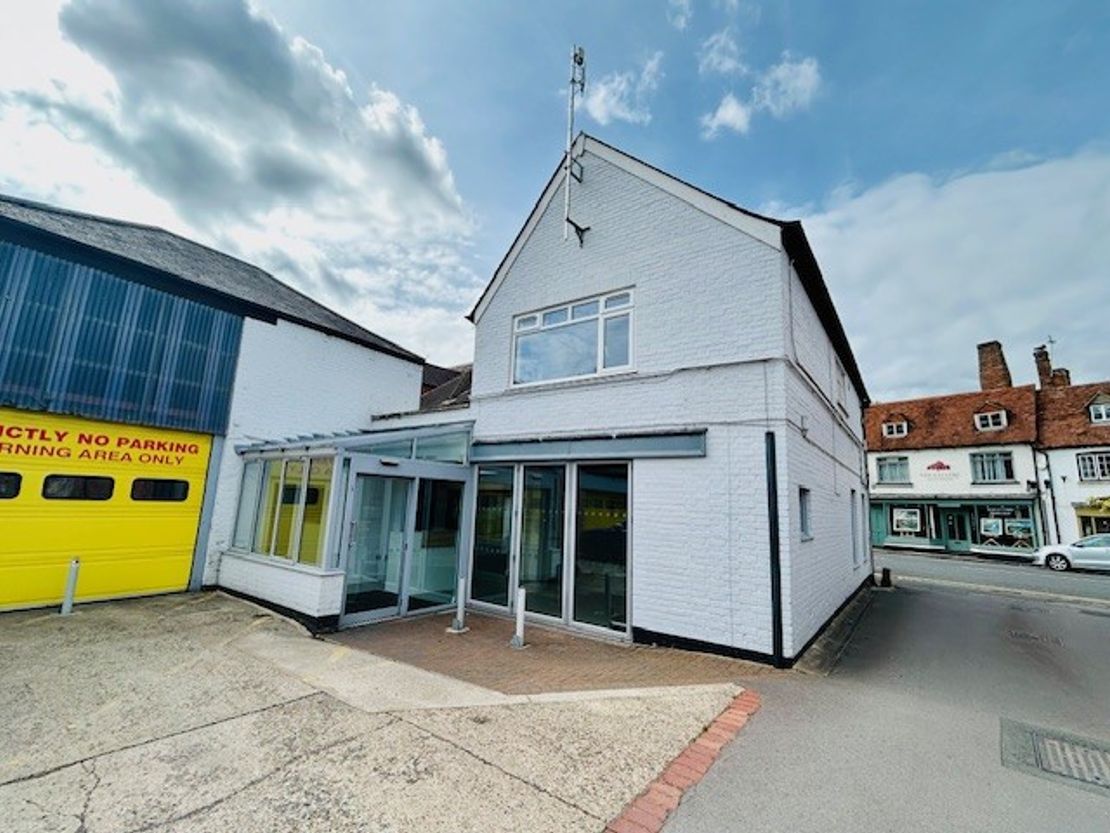 18-19 Bridge Street, Hungerford, West Berkshire, RG17 0EG