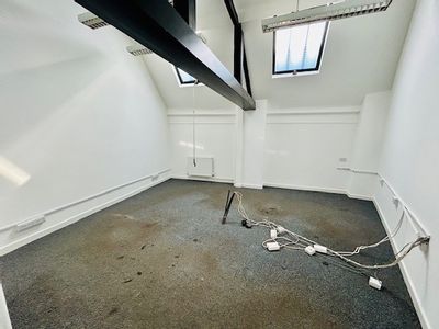 Property Image for 18-19 Bridge Street, Hungerford, West Berkshire, RG17 0EG