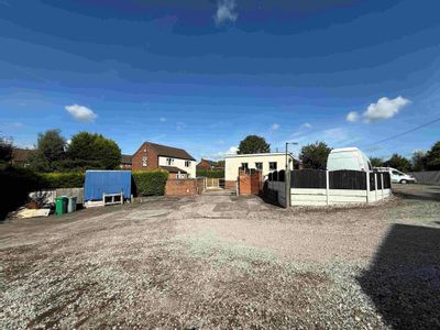 Property Image for David Bullock Motors, 371 Crewe Road, Winterley, Sandbach, CW11 4RS