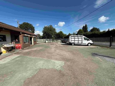 Property Image for David Bullock Motors, 371 Crewe Road, Winterley, Sandbach, CW11 4RS