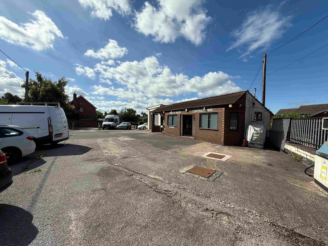 David Bullock Motors, 371 Crewe Road, Winterley, Sandbach, CW11 4RS