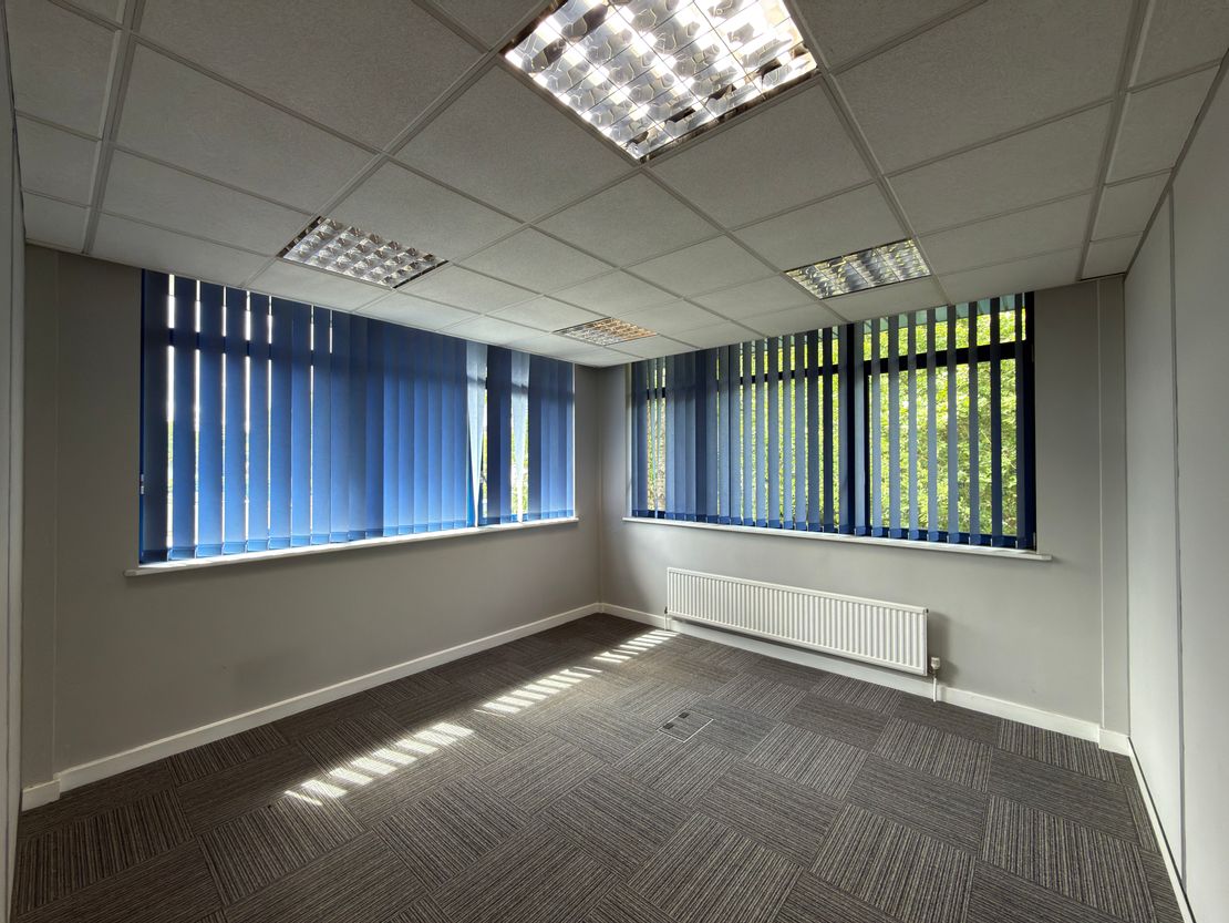 First Floor Front Suite Wing B, Questor House, Hawley Road, Dartford, Kent, DA1 1PU