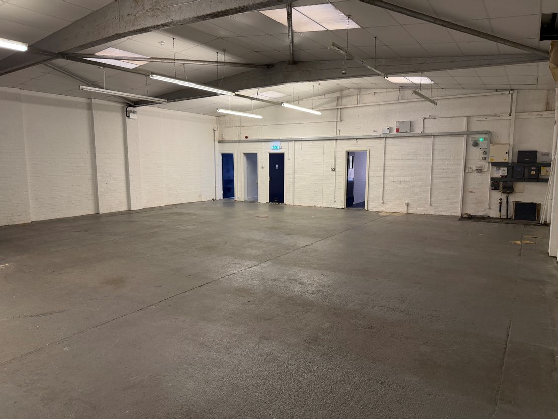 Unit 3 Bone Ln, Newbury
