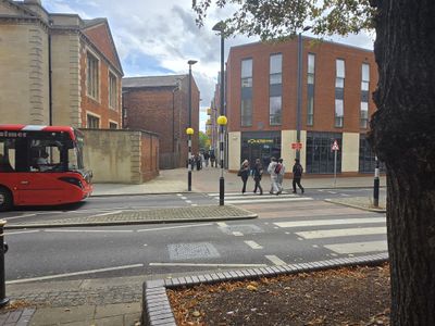 Property Image for Unit 11 The Harpur Centre, Bedford, MK40 1TJ