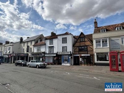 Property Image for 18 Market Square, Bicester, OX26 6AD