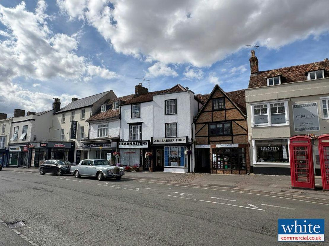 18 Market Square, Bicester, OX26 6AD