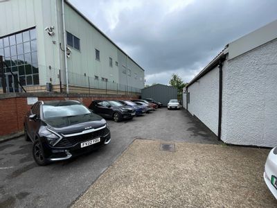 Property Image for 7, Porters Wood, St. Albans, AL3 6HU