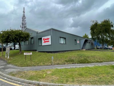 Property Image for 7, Porters Wood, St. Albans, AL3 6HU
