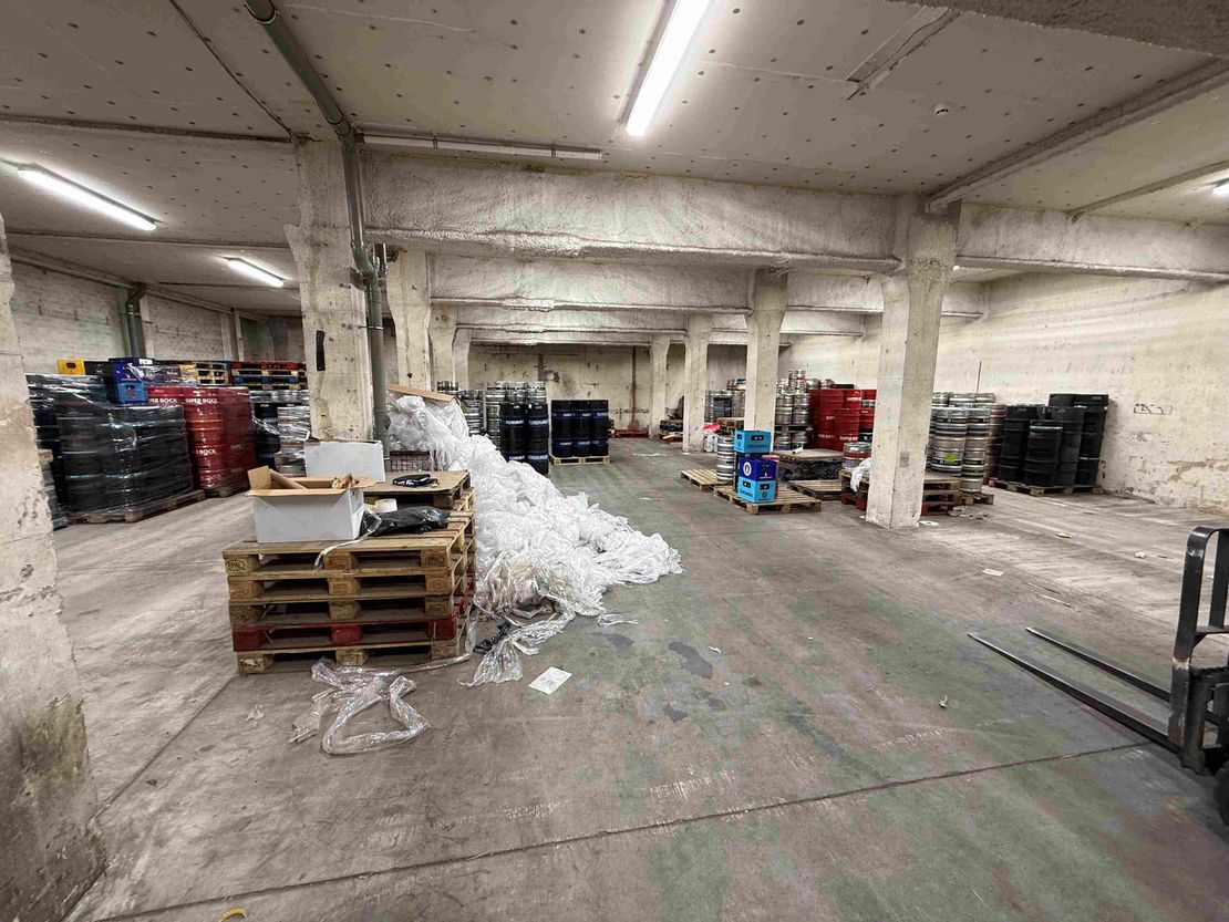 Warehouse Unit, The Shires, Sutherland Road, Longton, ST3 1NA