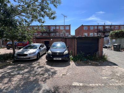 Property Image for 29 High Street, Banstead, Surrey, SM7 2NH