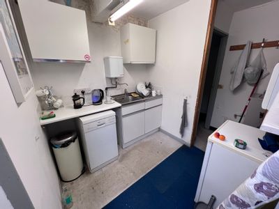 Property Image for 29 High Street, Banstead, Surrey, SM7 2NH