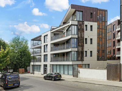 Property Image for 159 Iverson Road, West Hampstead, NW6 2RB