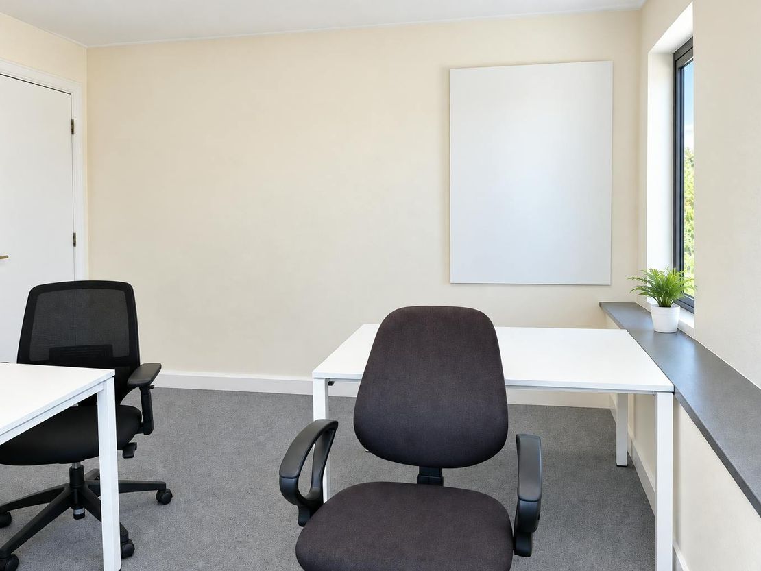 Hastingwood Business Centre, Harlow, CM17 9JH