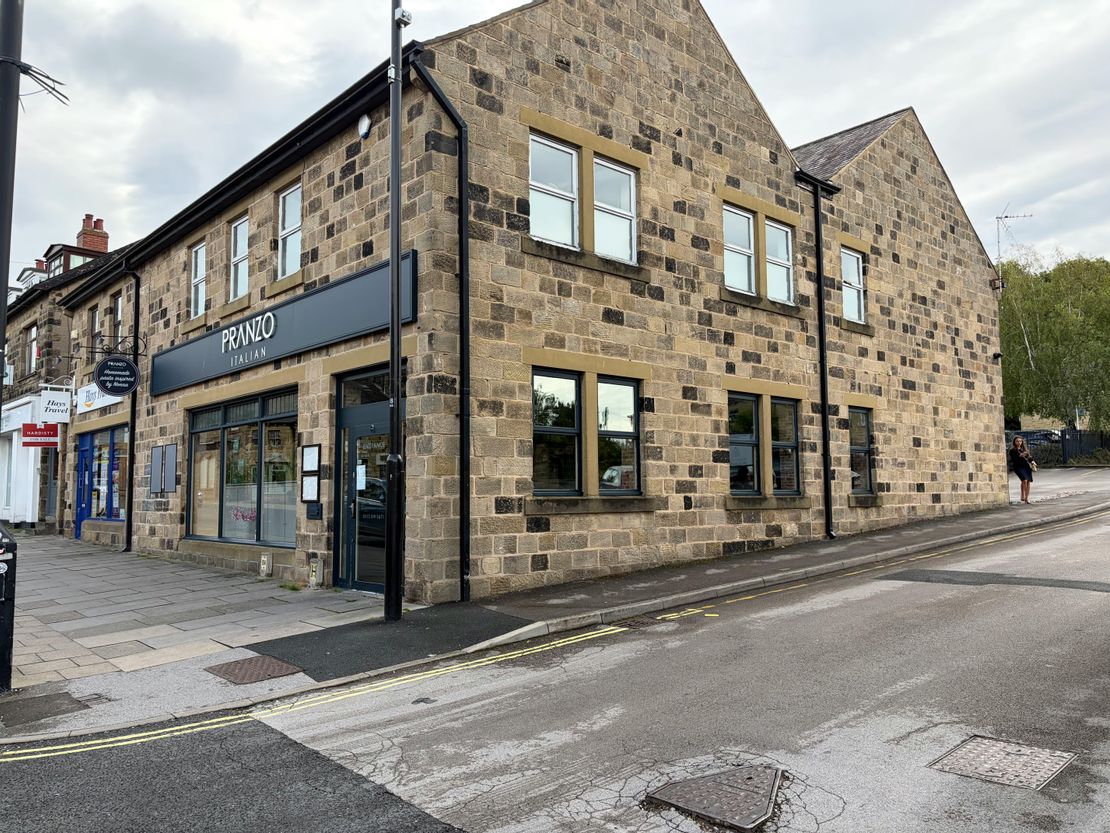 68 Town Street, Horforth, Leeds, LS18 4AP