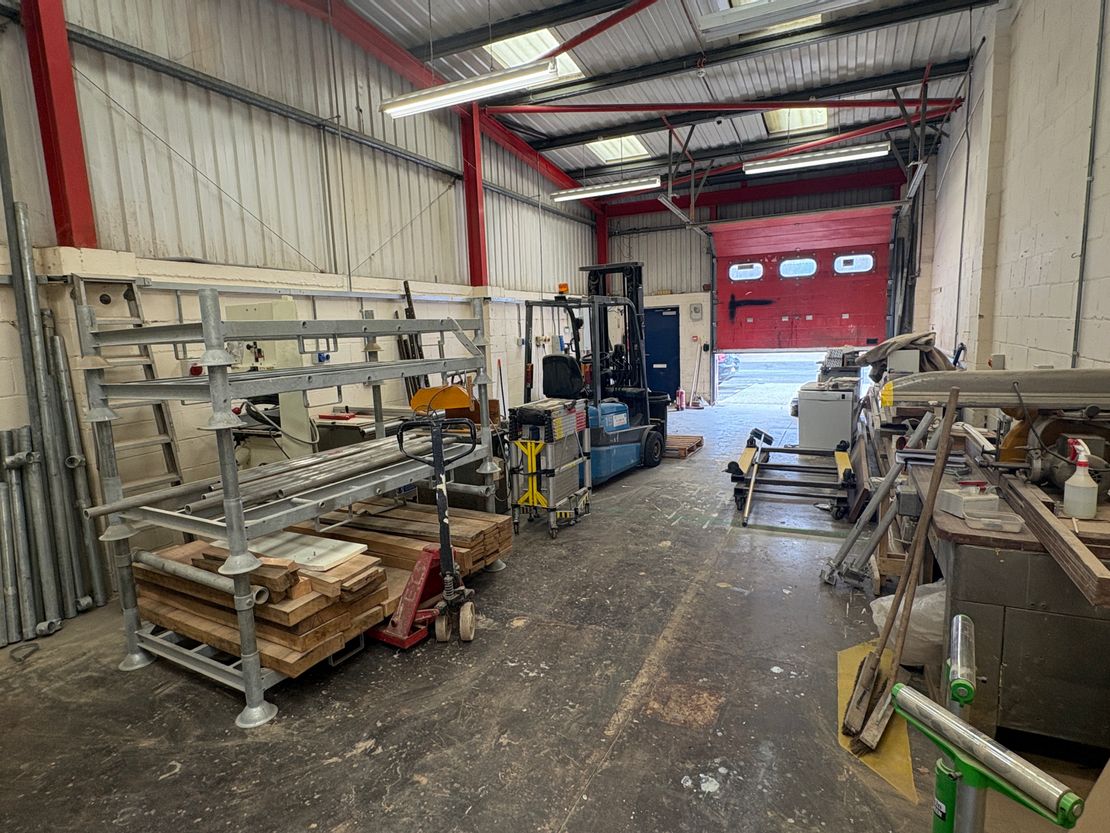 Unit 17, Test Valley Business Centre, Test Lane, Southampton, Hampshire, SO16 9JW