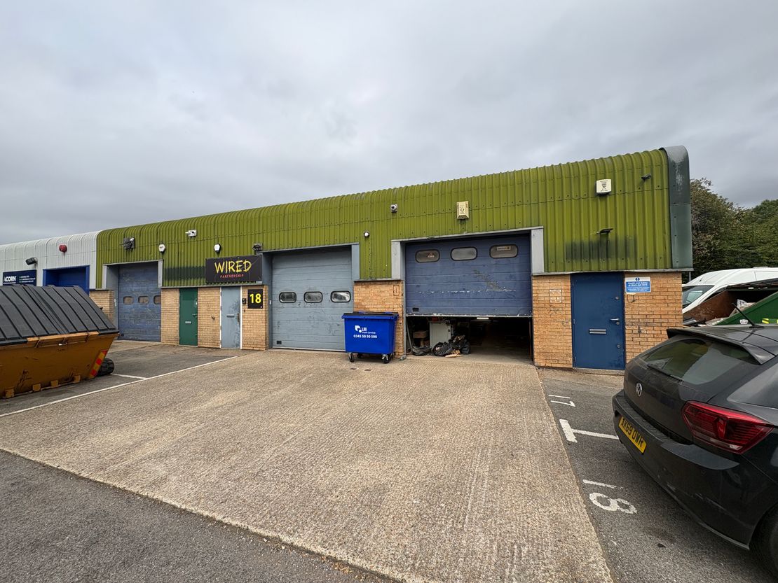 Unit 17, Test Valley Business Centre, Test Lane, Southampton, Hampshire, SO16 9JW