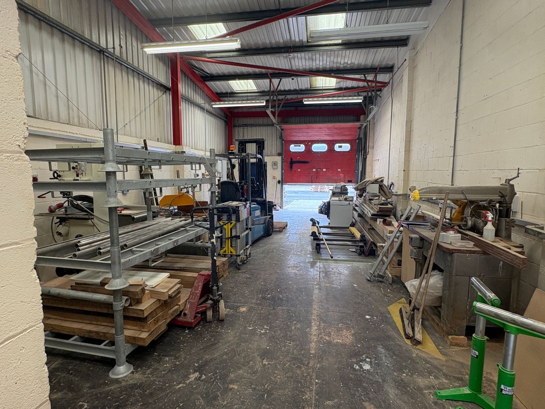 Unit 17, Test Valley Business Centre, Test Lane, Southampton, Hampshire, SO16 9JW