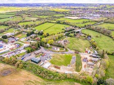 Property Image for The Old Gravel Pits, Fosseway, Bourton On The Water, GL54 2EY