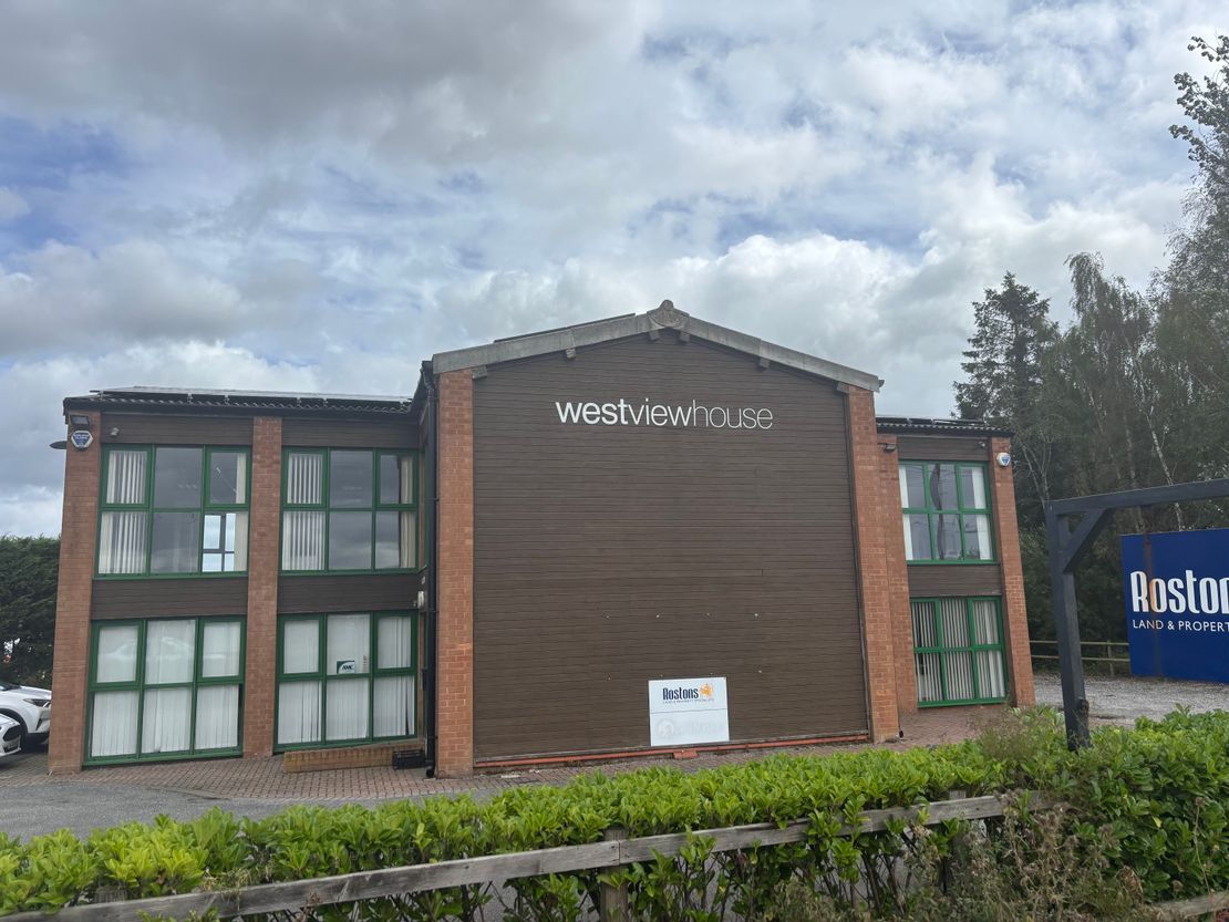 West View House, Whitchurch Road, Hatton Heath, Chester, CH3 9AU