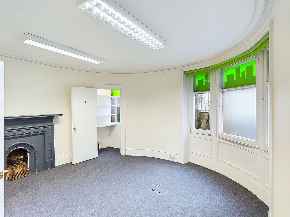 India Buildings, Ground Floor & Basement 86 Bell Street, Dundee, City of Dundee, DD1 1HN