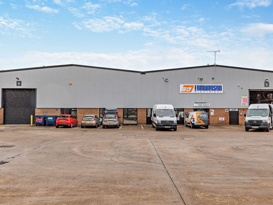 Unit 1 Clarke Industrial Estate, Wetmore Road, Burton On Trent, Staffordshire, DE14 1QT