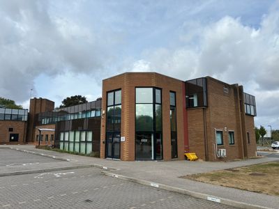 Property Image for Cedar House, Breckland, Linford Wood, Milton Keynes, Buckinghamshire, MK14 6EX