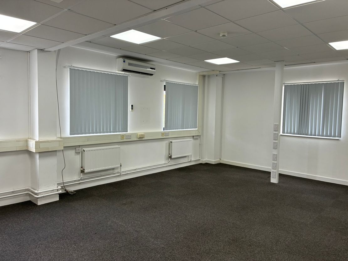 Cedar House, Breckland, Linford Wood, Milton Keynes, Buckinghamshire, MK14 6EX