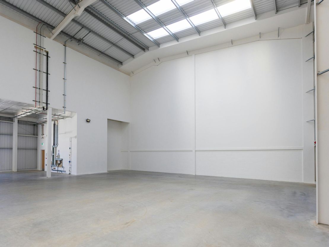Unit 4 T45, Aire Valley Road, Leeds, LS9 0AA