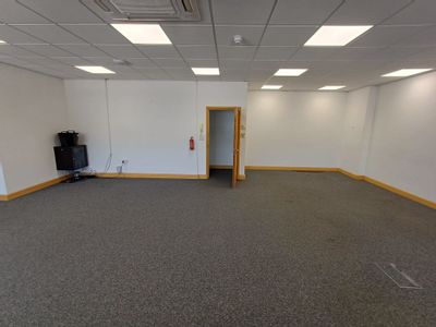 Property Image for Parkway, 5 Porters Wood, St. Albans, Hertfordshire, AL3 6PA