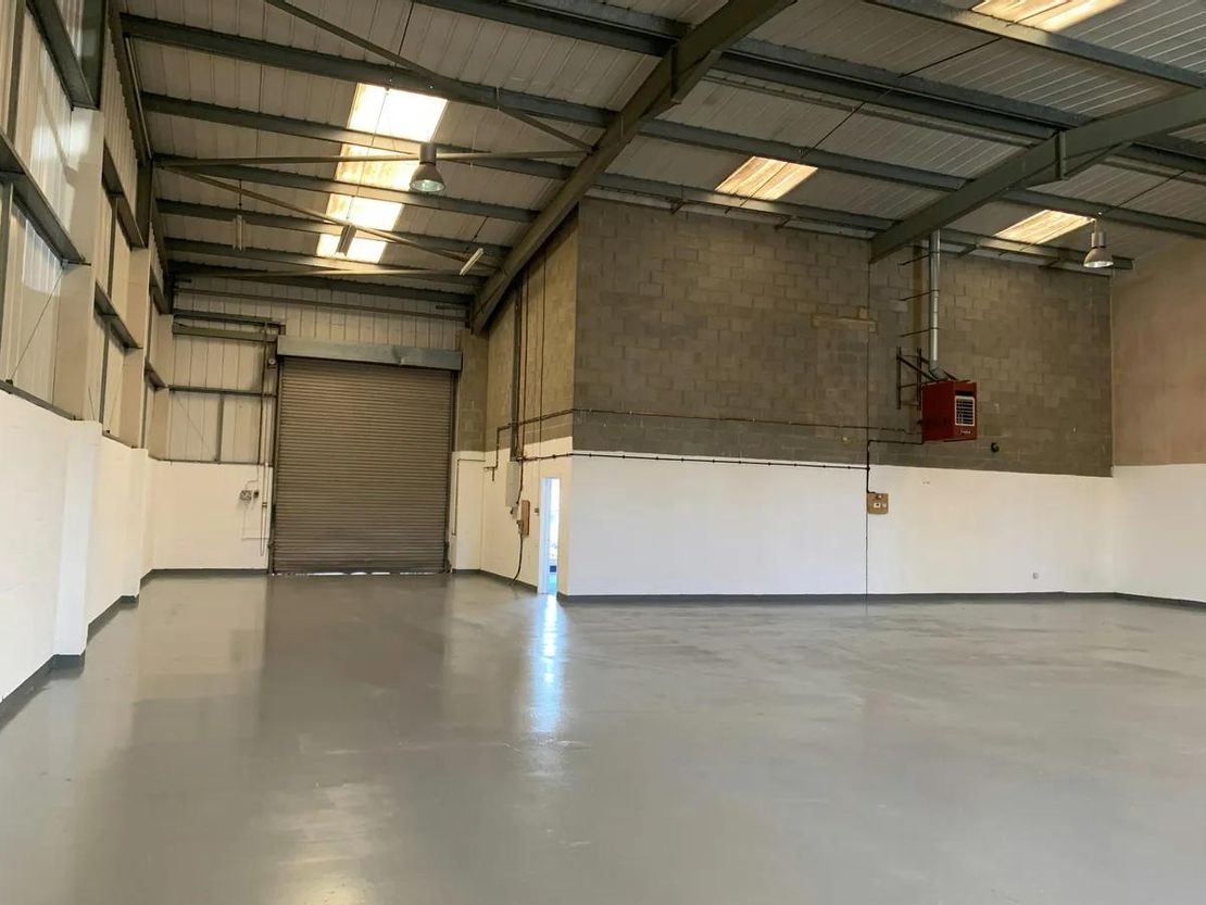 Unit 7B, Vale Industrial Estate, Tolpits Lane, Watford, Hertfordshire, WD18 9QP