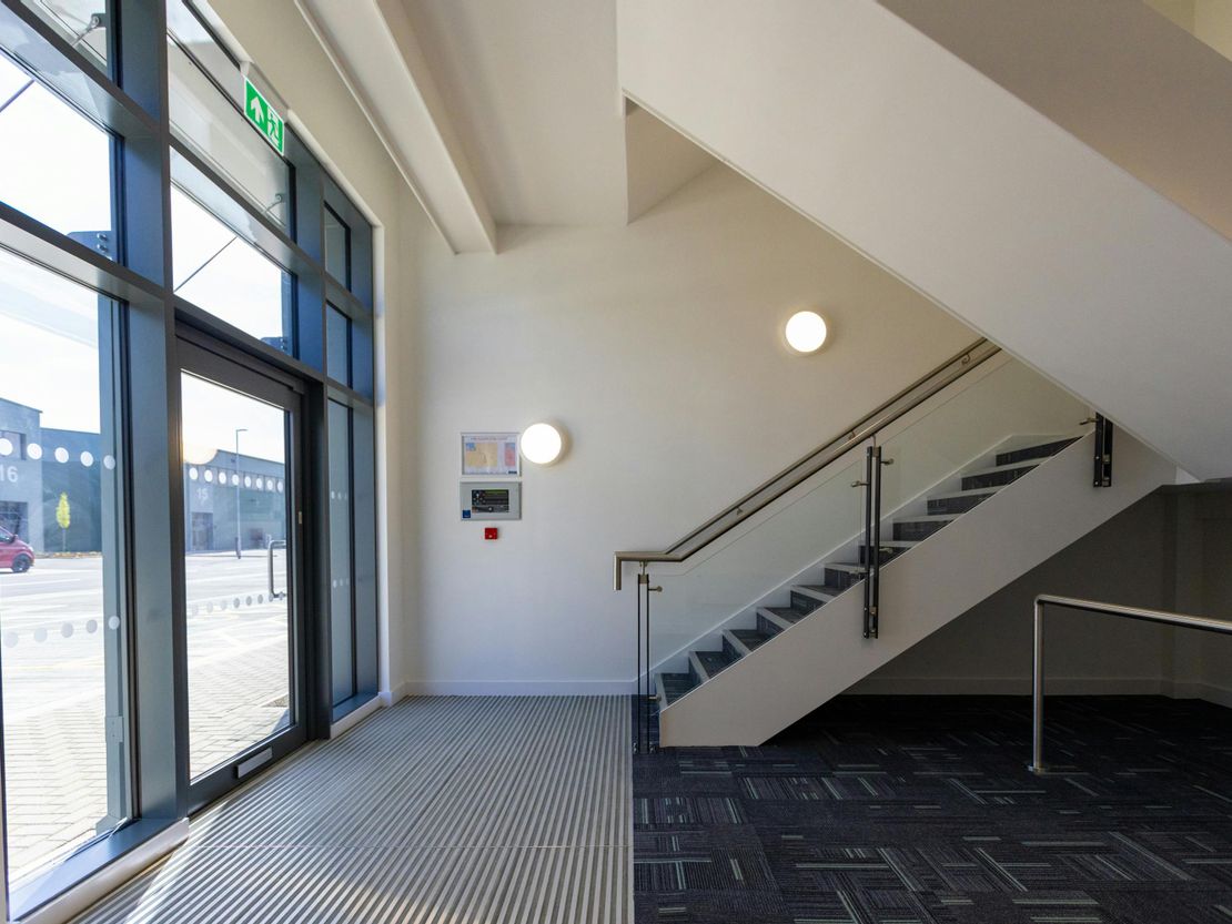 Unit 2 T45, Aire Valley Road, Leeds, LS9 0AA