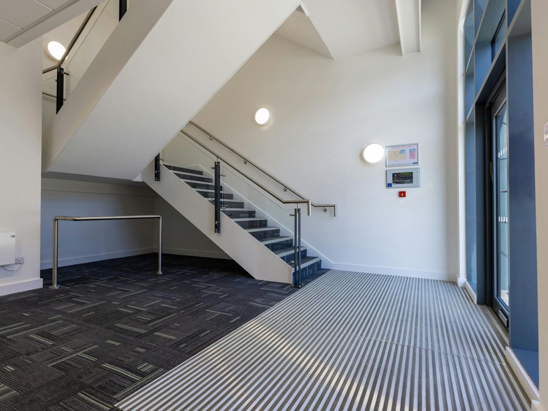 Unit 5 T45, Aire Valley Road, Leeds, LS9 0AA
